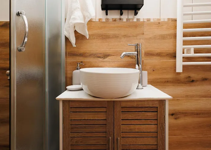 شقة Urban Corner 5min To Republic Square Renovated *